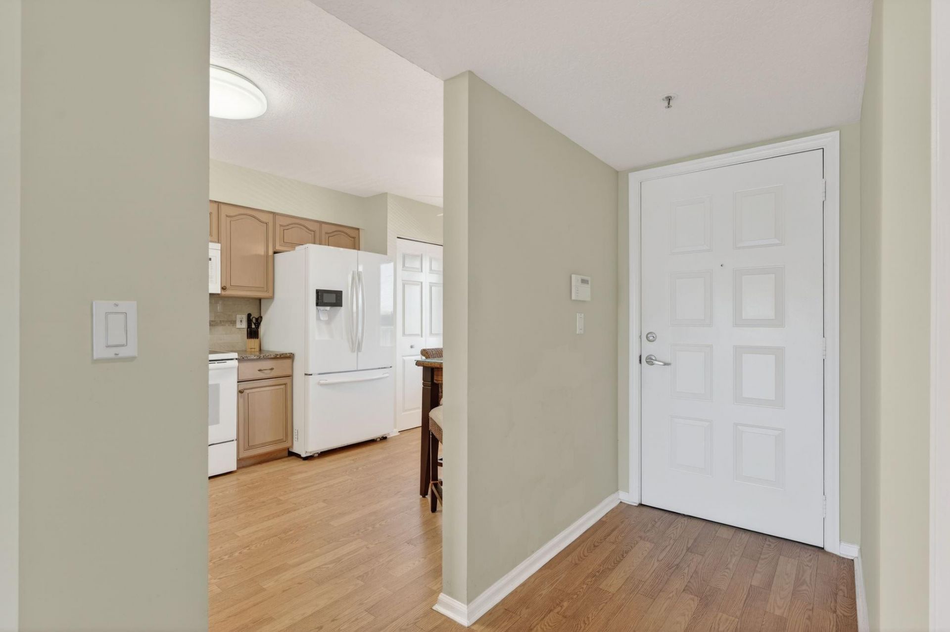 5906 Crystal Shores Drive, Unit 404, Boynton Beach, FL 33437 Photo