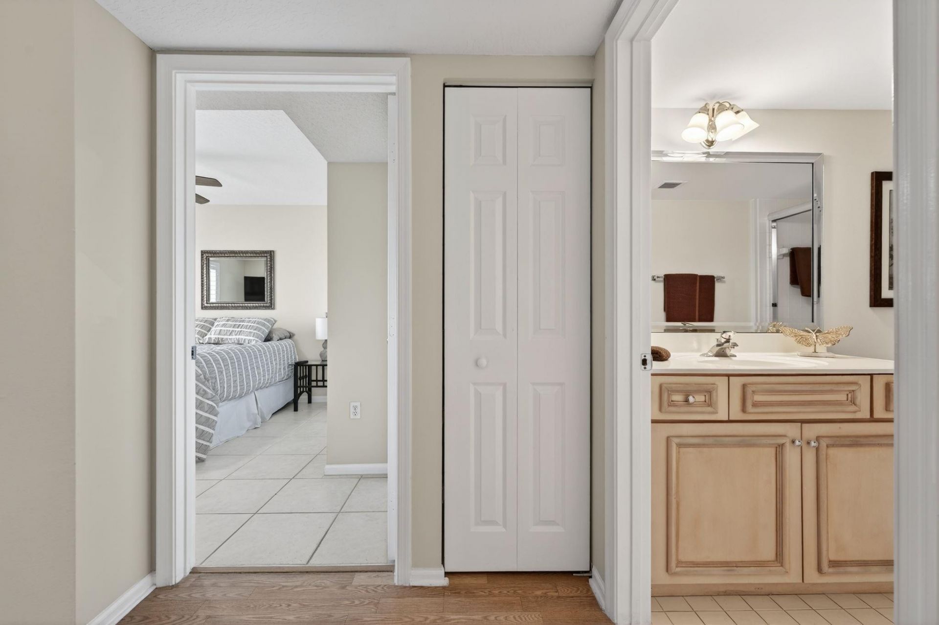 5906 Crystal Shores Drive, Unit 404, Boynton Beach, FL 33437 Photo