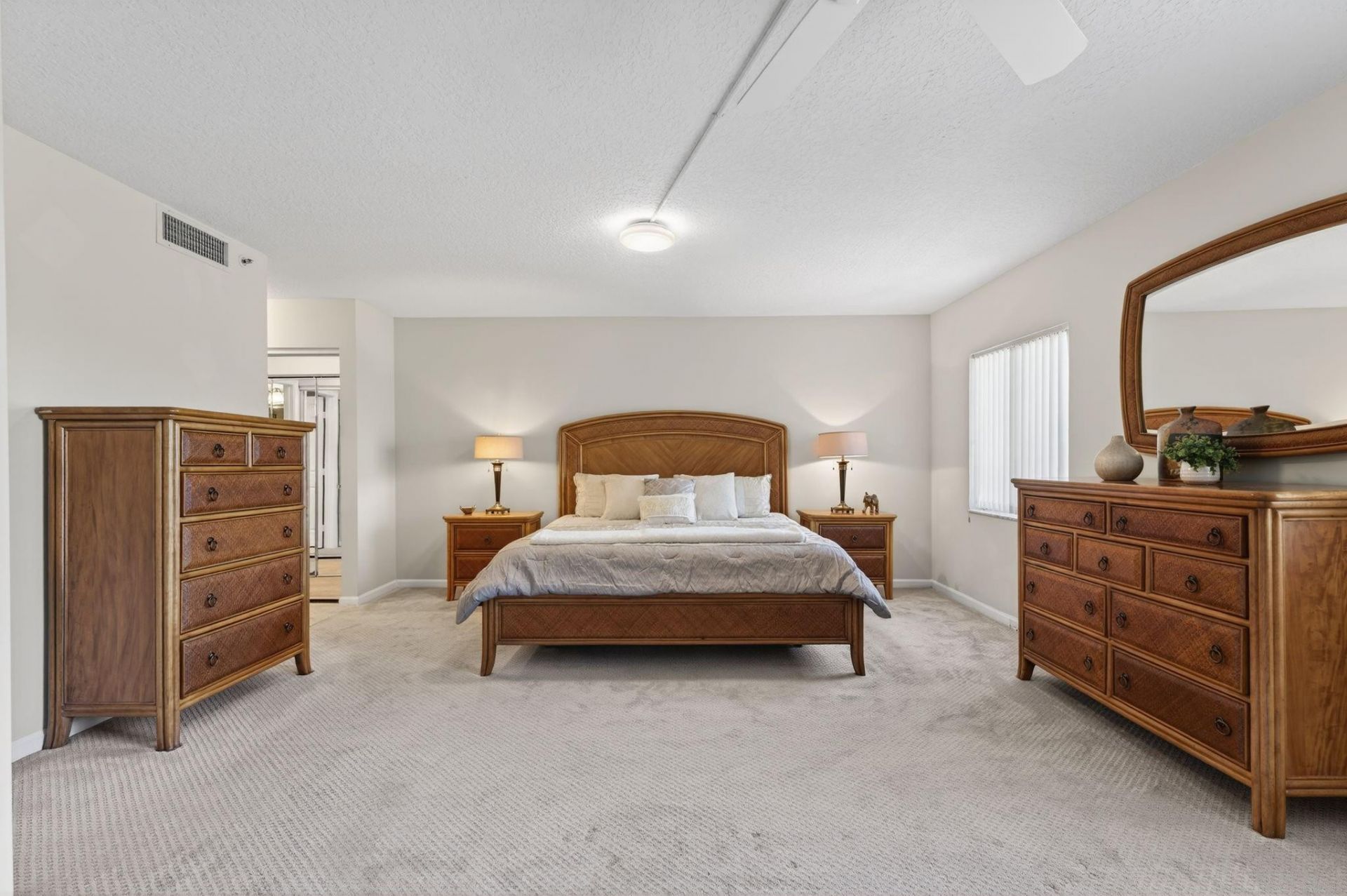 5906 Crystal Shores Drive, Unit 404, Boynton Beach, FL 33437 Photo