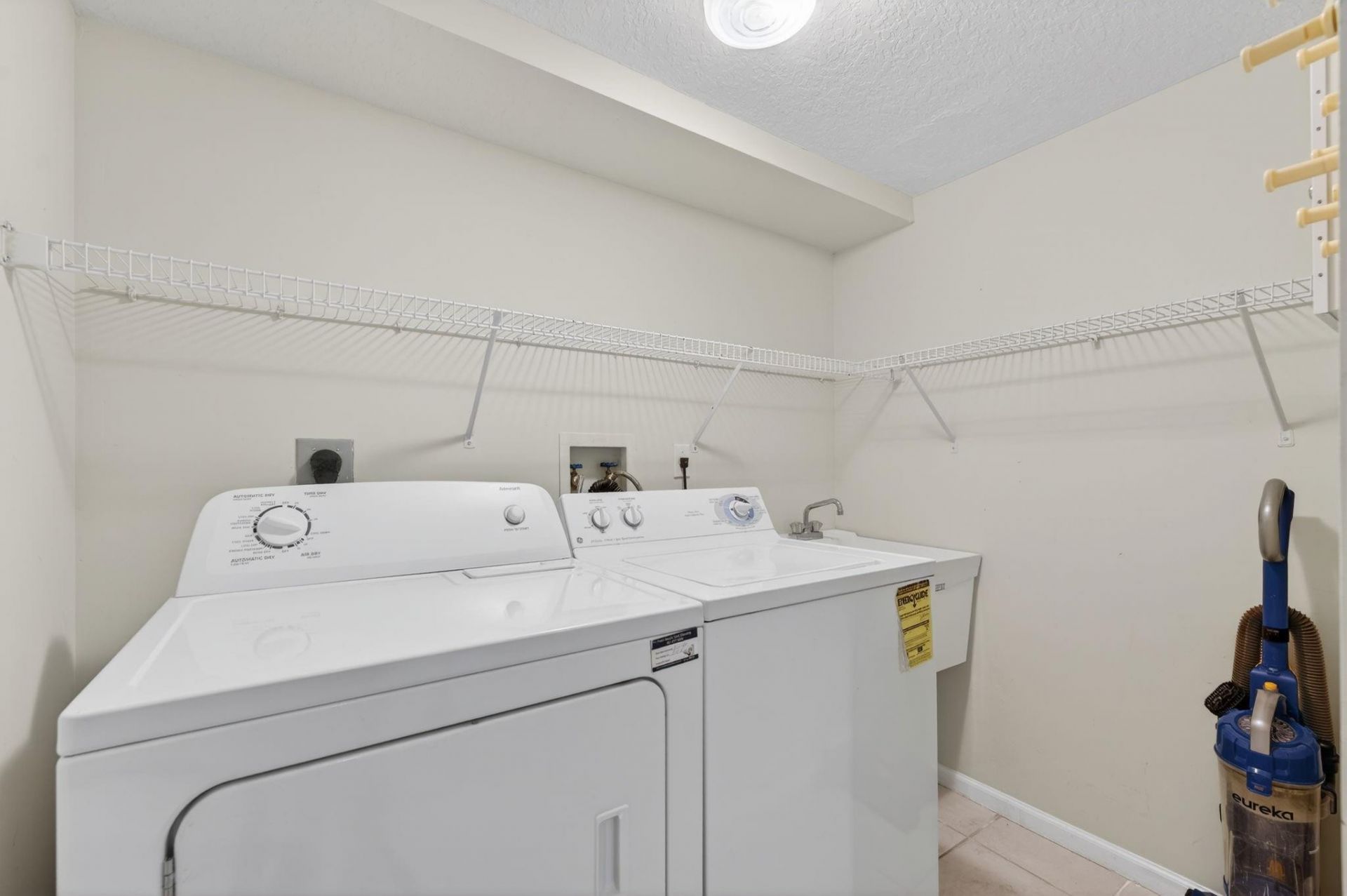 5906 Crystal Shores Drive, Unit 404, Boynton Beach, FL 33437 Photo