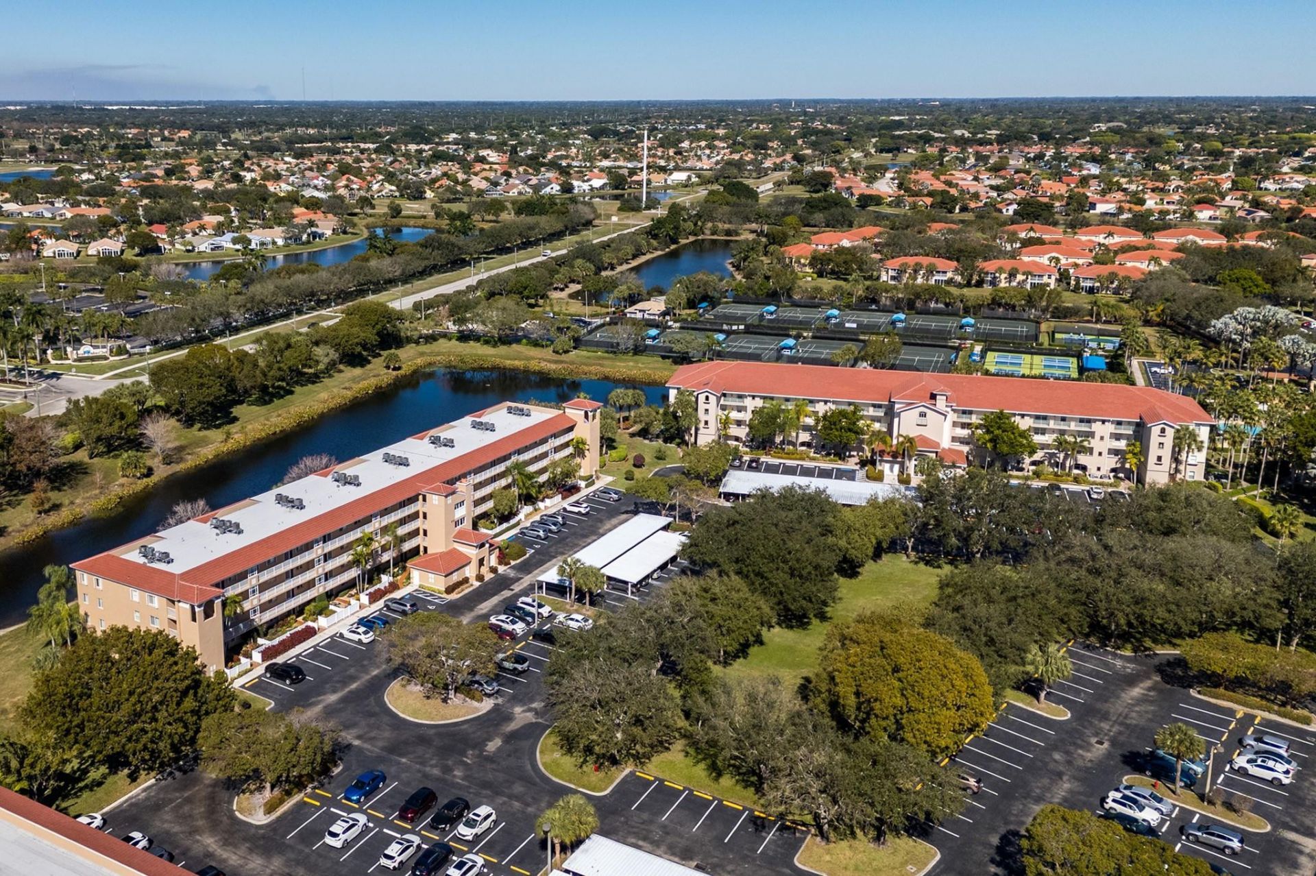 5906 Crystal Shores Drive, Unit 404, Boynton Beach, FL 33437 Photo