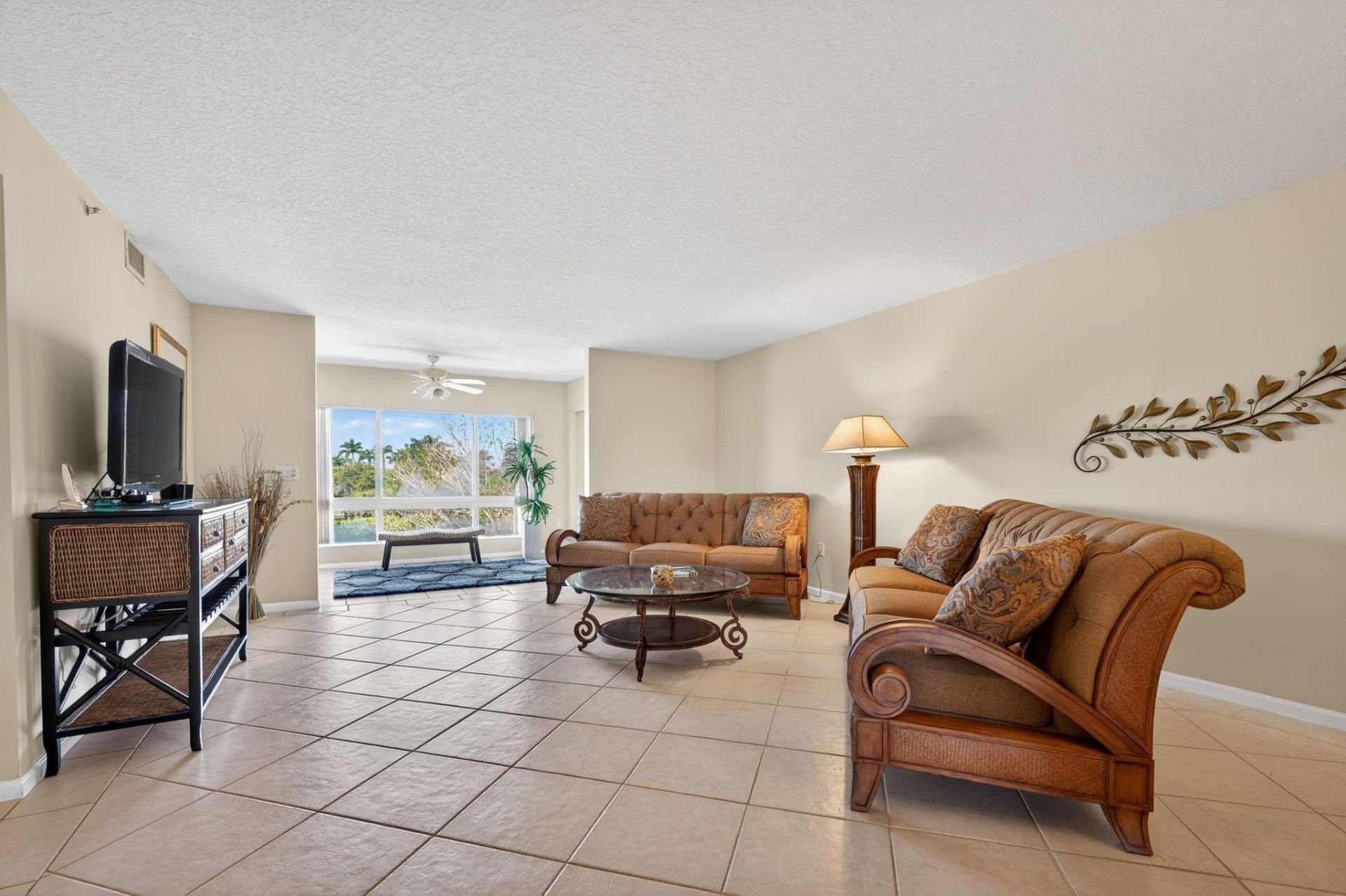 5906 Crystal Shores Drive, Unit 404, Boynton Beach, FL 33437 Photo