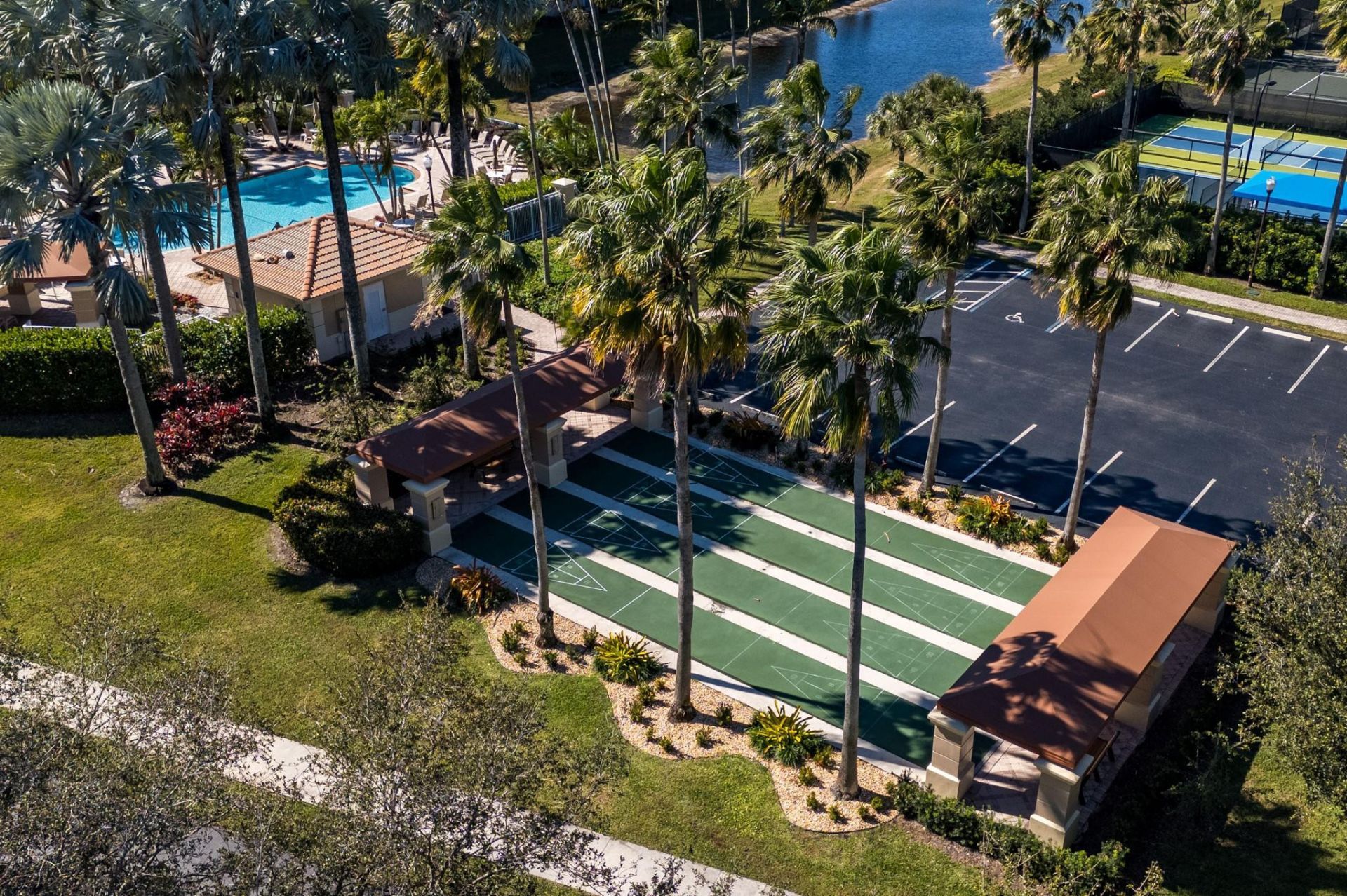 5906 Crystal Shores Drive, Unit 404, Boynton Beach, FL 33437 Photo