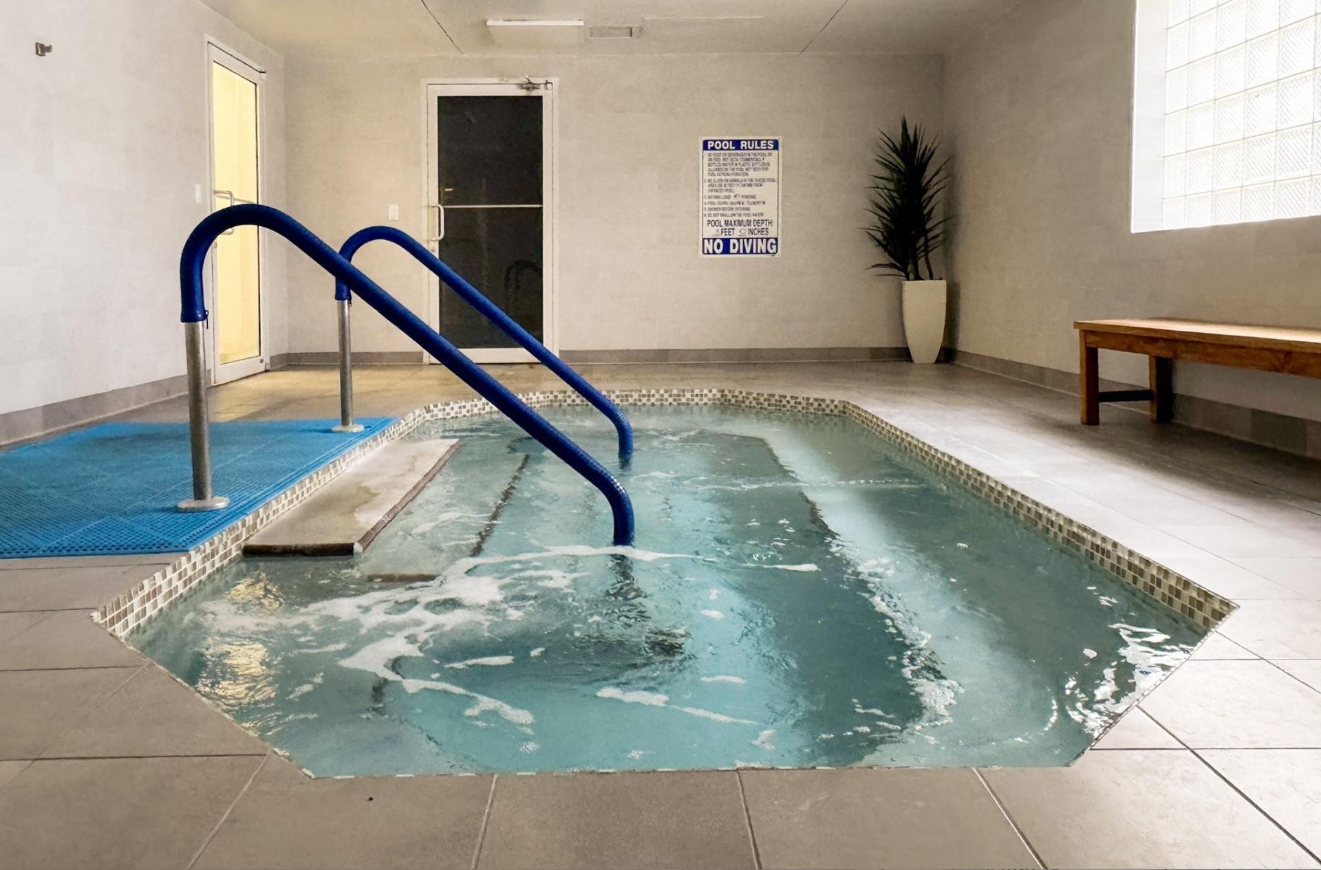 5906 Crystal Shores Drive, Unit 404, Boynton Beach, FL 33437 Photo