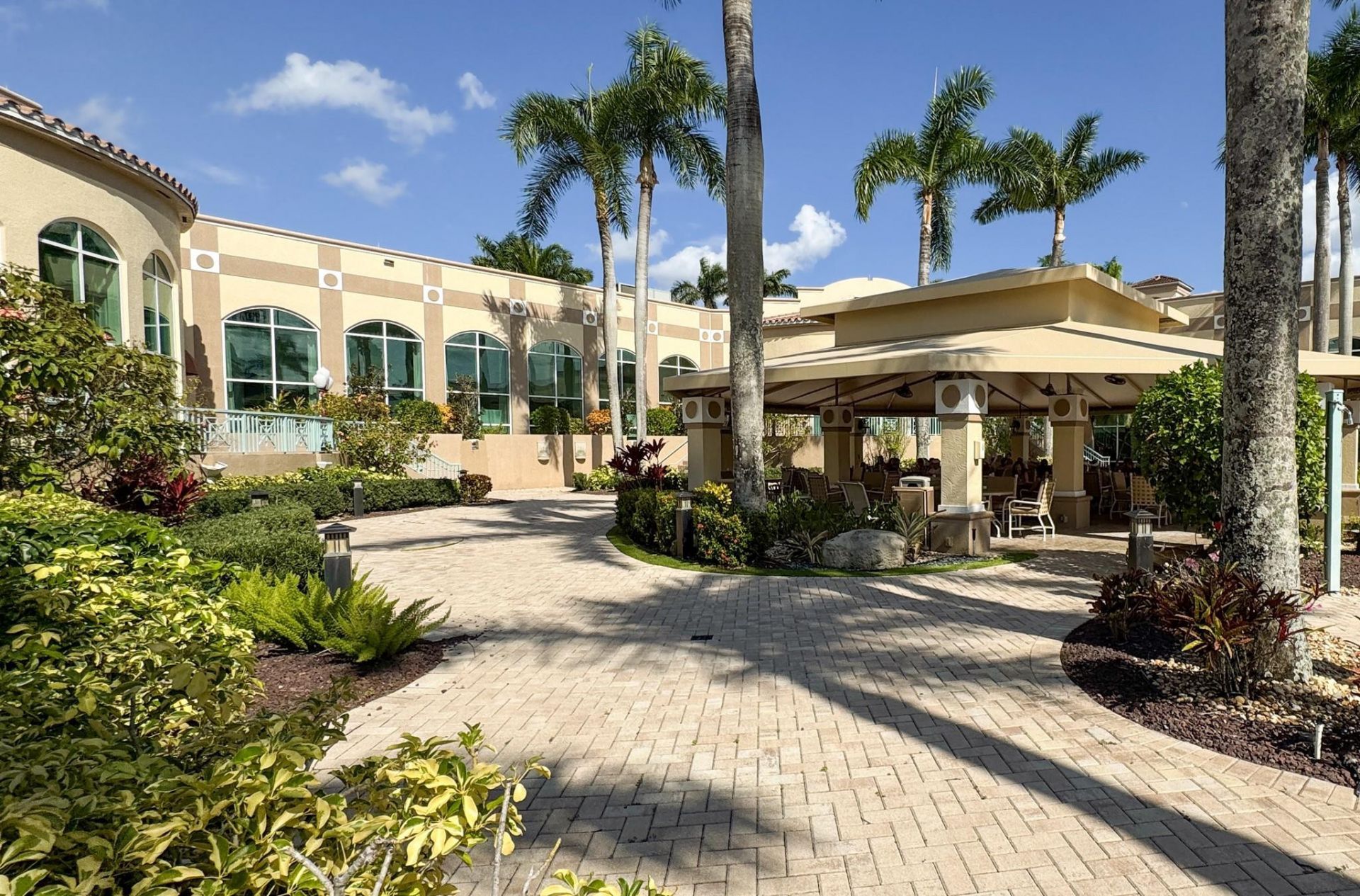 5906 Crystal Shores Drive, Unit 404, Boynton Beach, FL 33437 Photo