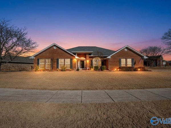 188 Bremerton Drive SW, Huntsville, AL 35824