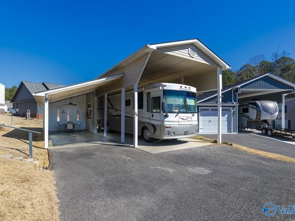 1727 Convict Camp Road, Guntersville, AL 35976