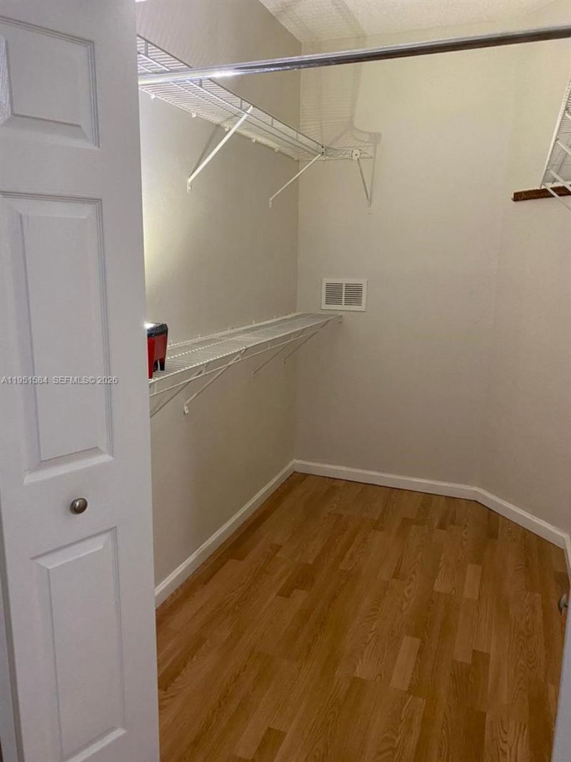 3245 NE 184th St, Unit 13201, Aventura, FL 33160 Photo