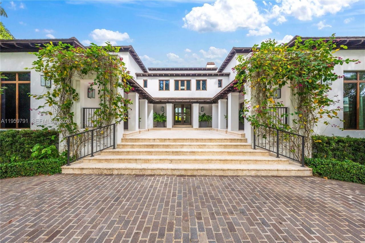 555 Arvida Pkwy, Coral Gables, FL 33156 Photo