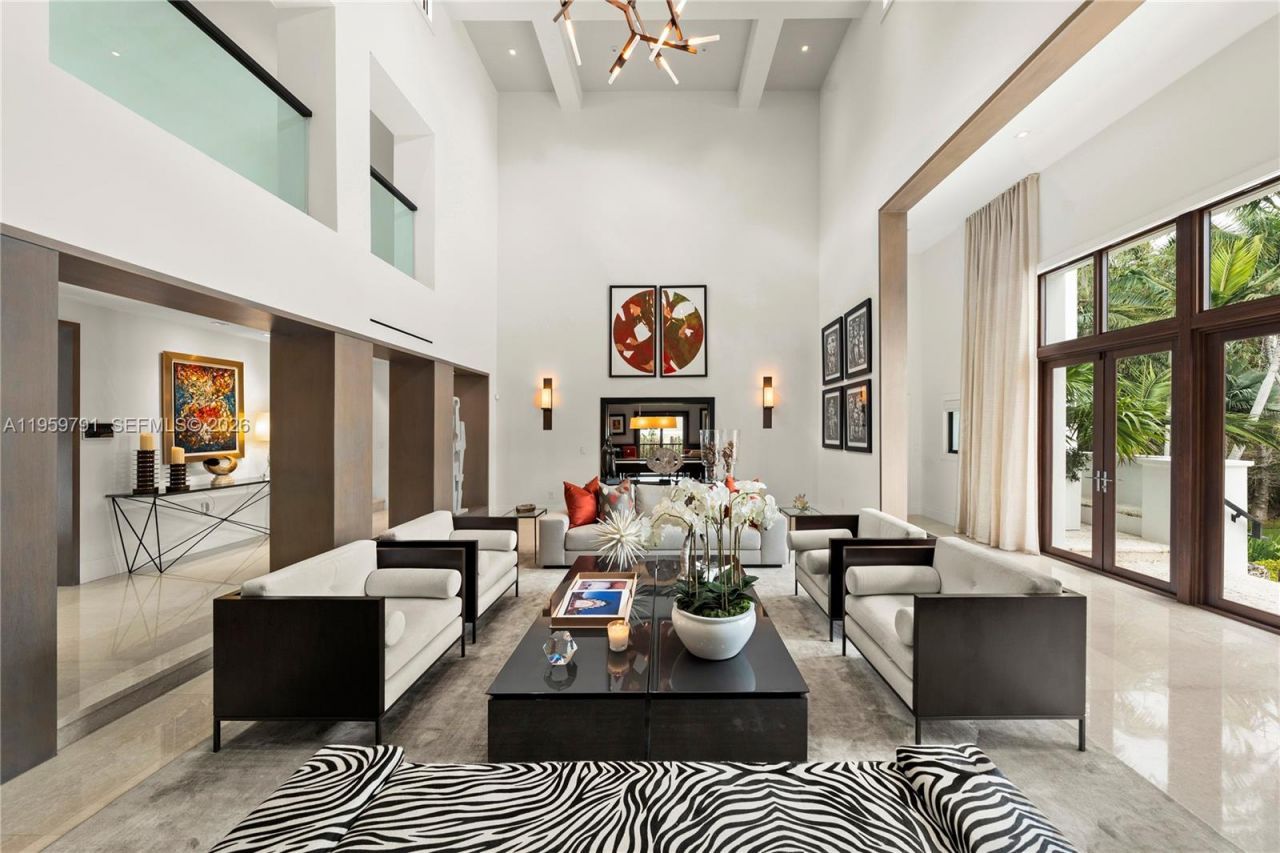 555 Arvida Pkwy, Coral Gables, FL 33156 Photo