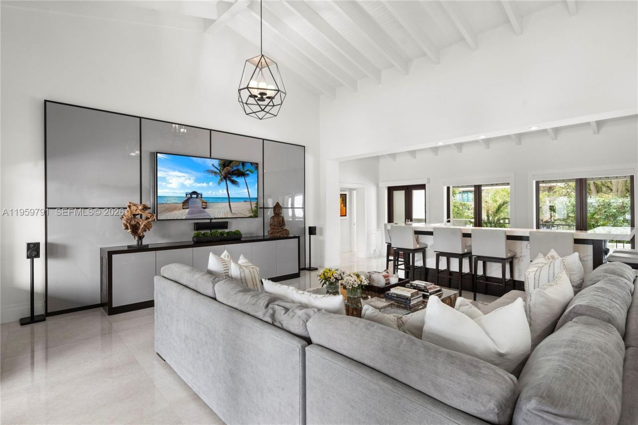 555 Arvida Pkwy, Coral Gables, FL 33156 Photo