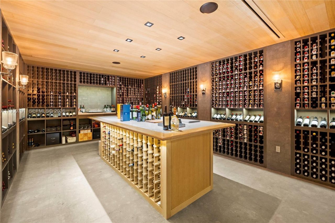 555 Arvida Pkwy, Coral Gables, FL 33156 Photo