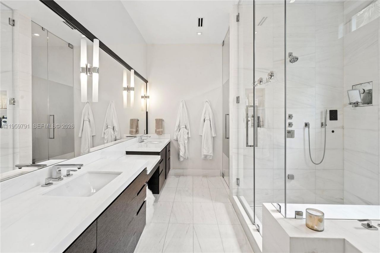 555 Arvida Pkwy, Coral Gables, FL 33156 Photo