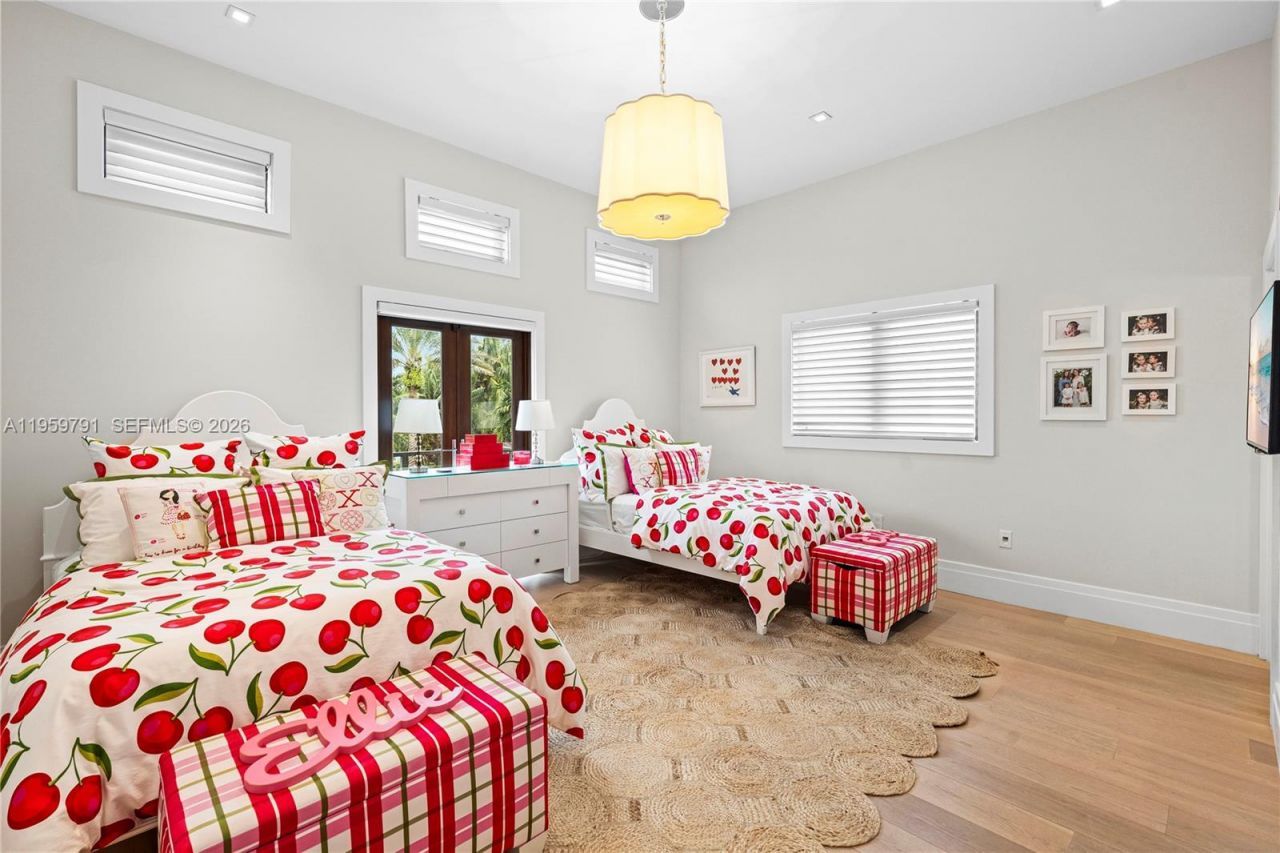 555 Arvida Pkwy, Coral Gables, FL 33156 Photo