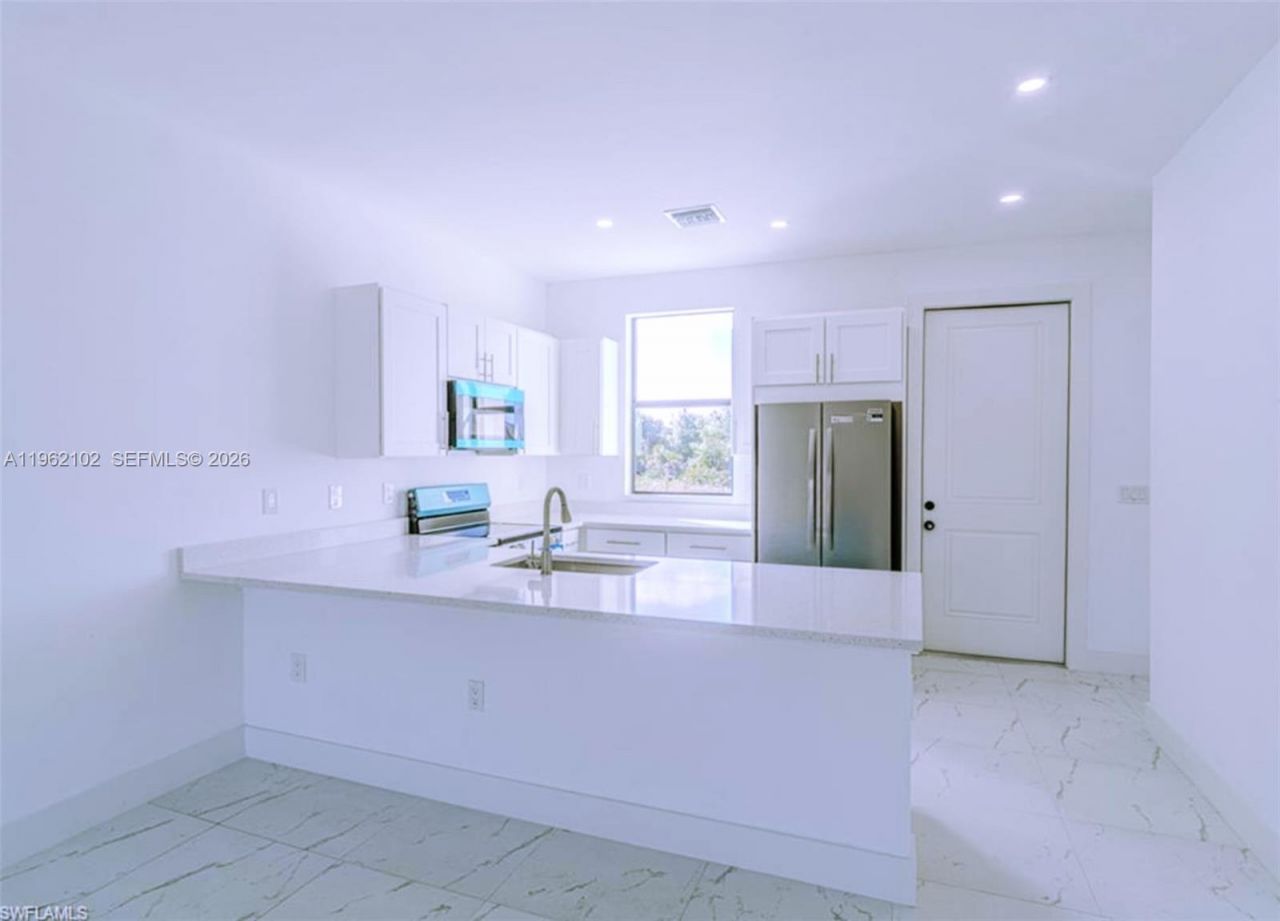 1116 Capetown Ave , Lehigh Acres, FL 33974 Photo