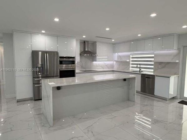 19020 SW 91st Ave, Cutler Bay, FL 33157