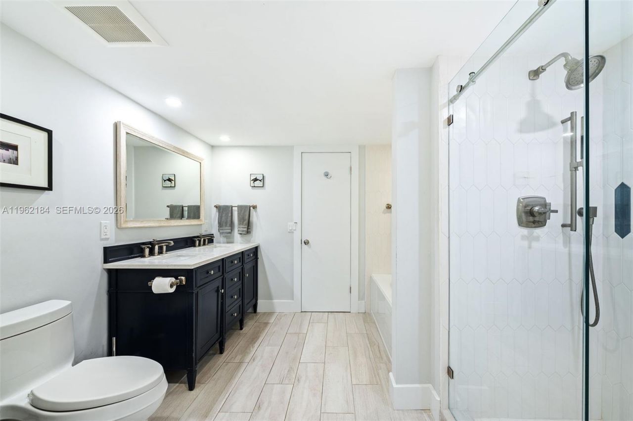 600 Grapetree Dr, Unit 3DS, Key Biscayne, FL 33149 Photo