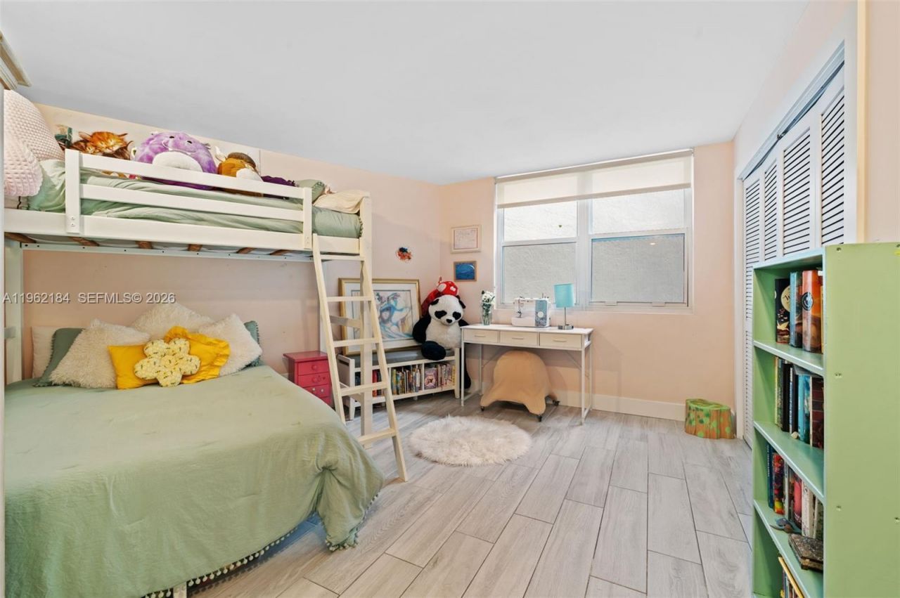 600 Grapetree Dr, Unit 3DS, Key Biscayne, FL 33149 Photo