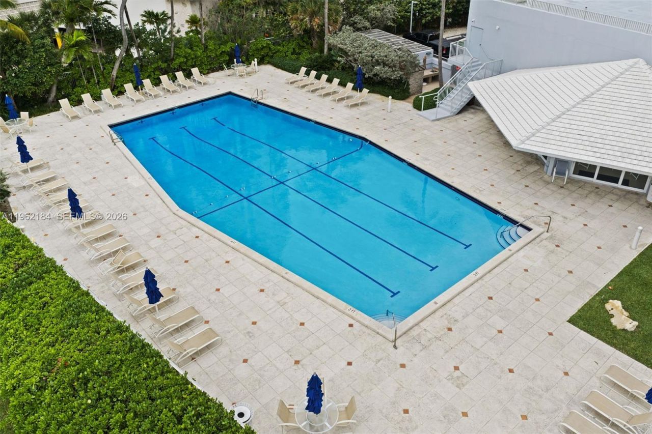 600 Grapetree Dr, Unit 3DS, Key Biscayne, FL 33149 Photo