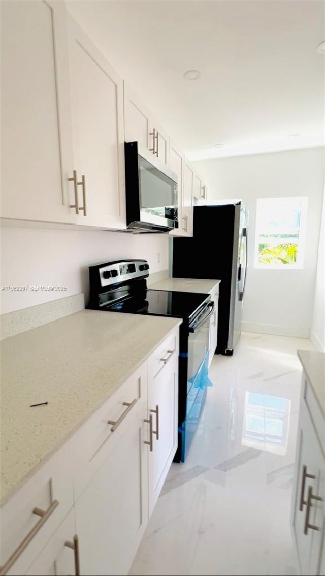 1015 S 17th Ave , Unit 8, Hollywood, FL 33020 Photo