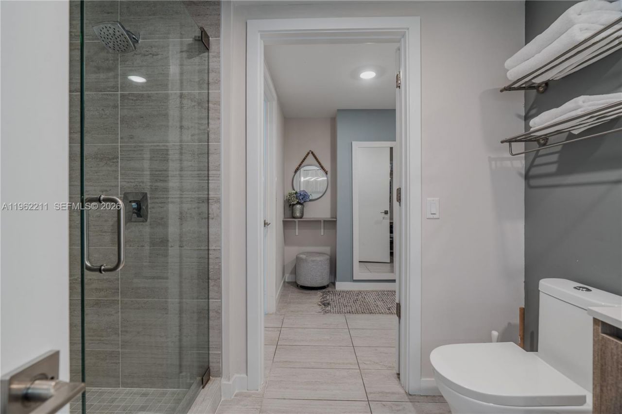 3900 Biscayne Blvd , Unit S-904, Miami, FL 33137 Photo