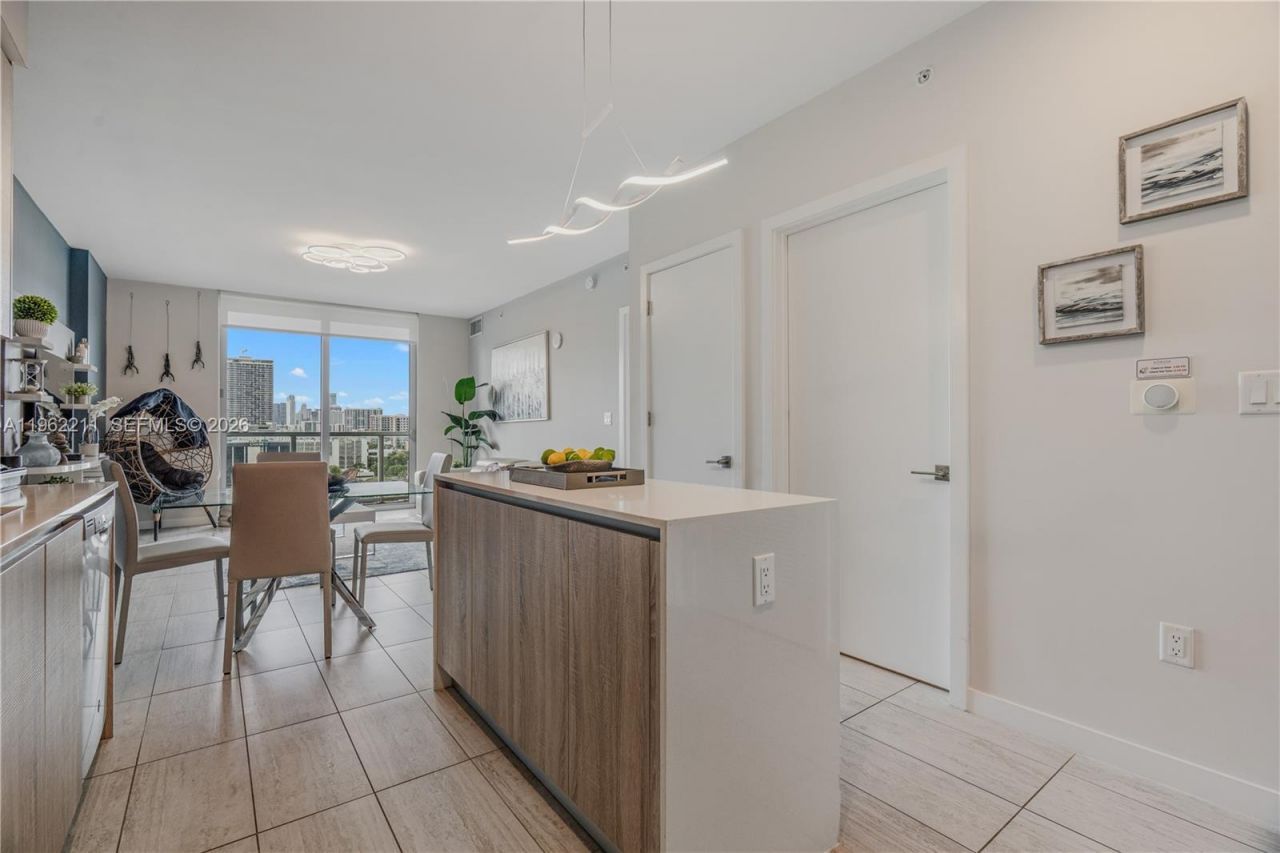 3900 Biscayne Blvd , Unit S-904, Miami, FL 33137 Photo