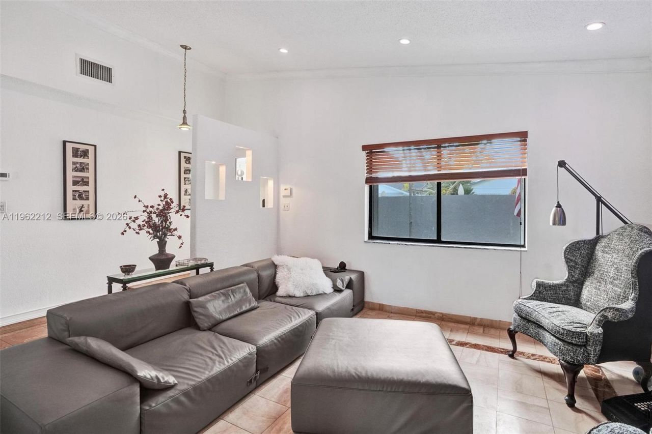 3515 SW 113th Ct, Miami, FL 33165 Photo