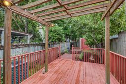 713 Davenport Drive photo 4