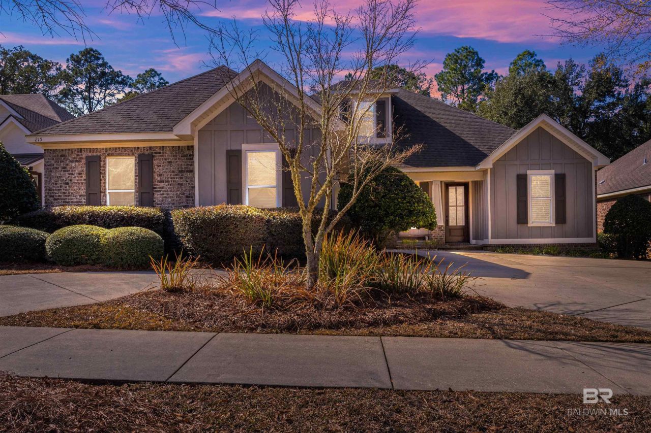 215 Wentworth Street, Fairhope, AL 36532 Main Photo