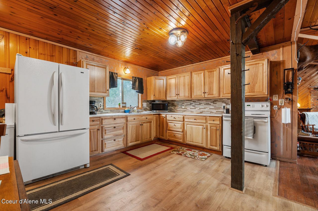 1189 S Allen Rd, Coeur d Alene, ID 83814 Main Photo