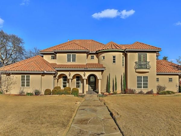 7000 Oakmont Terrace, Fort Worth, TX 76132
