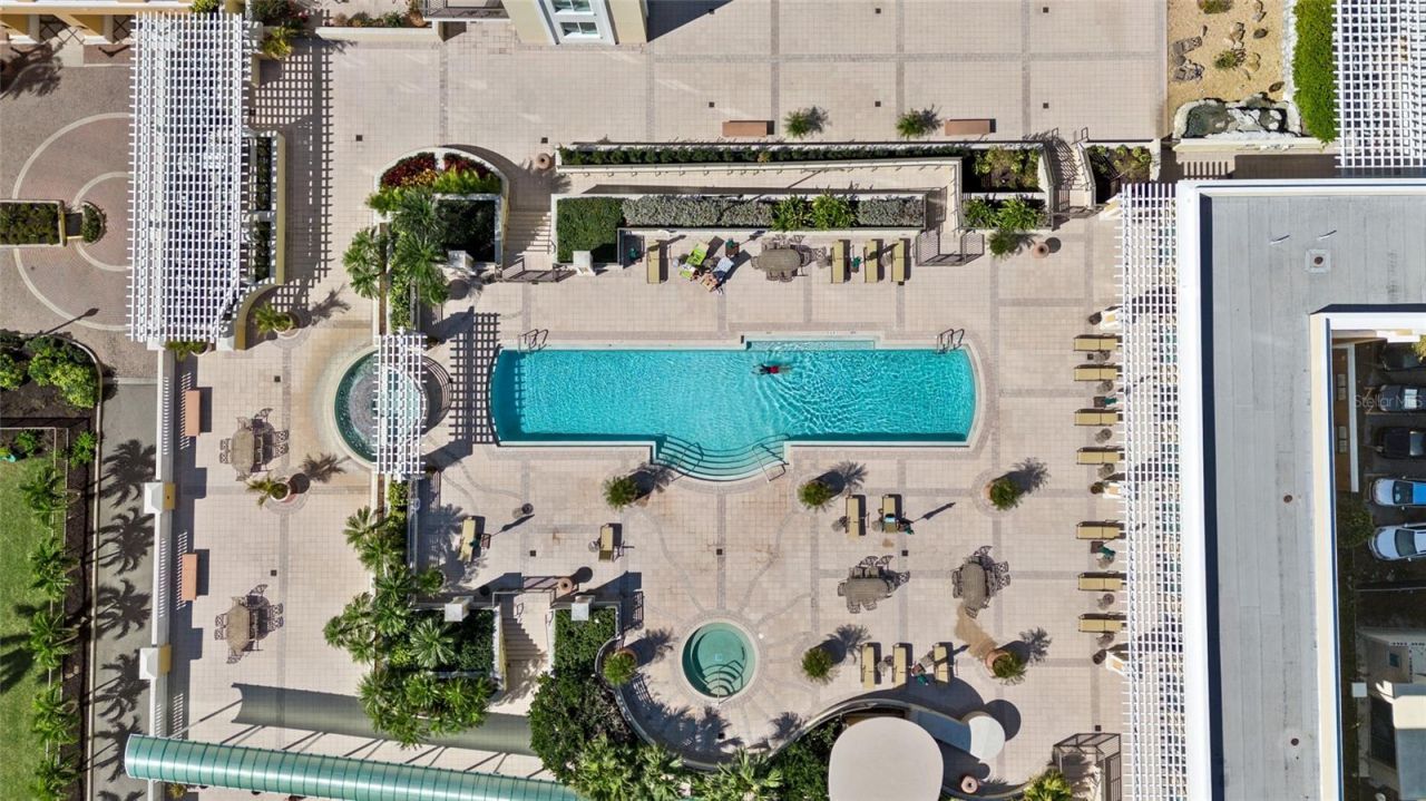 800 N Tamiami Trail, Unit 611, Sarasota, FL 34236 Photo