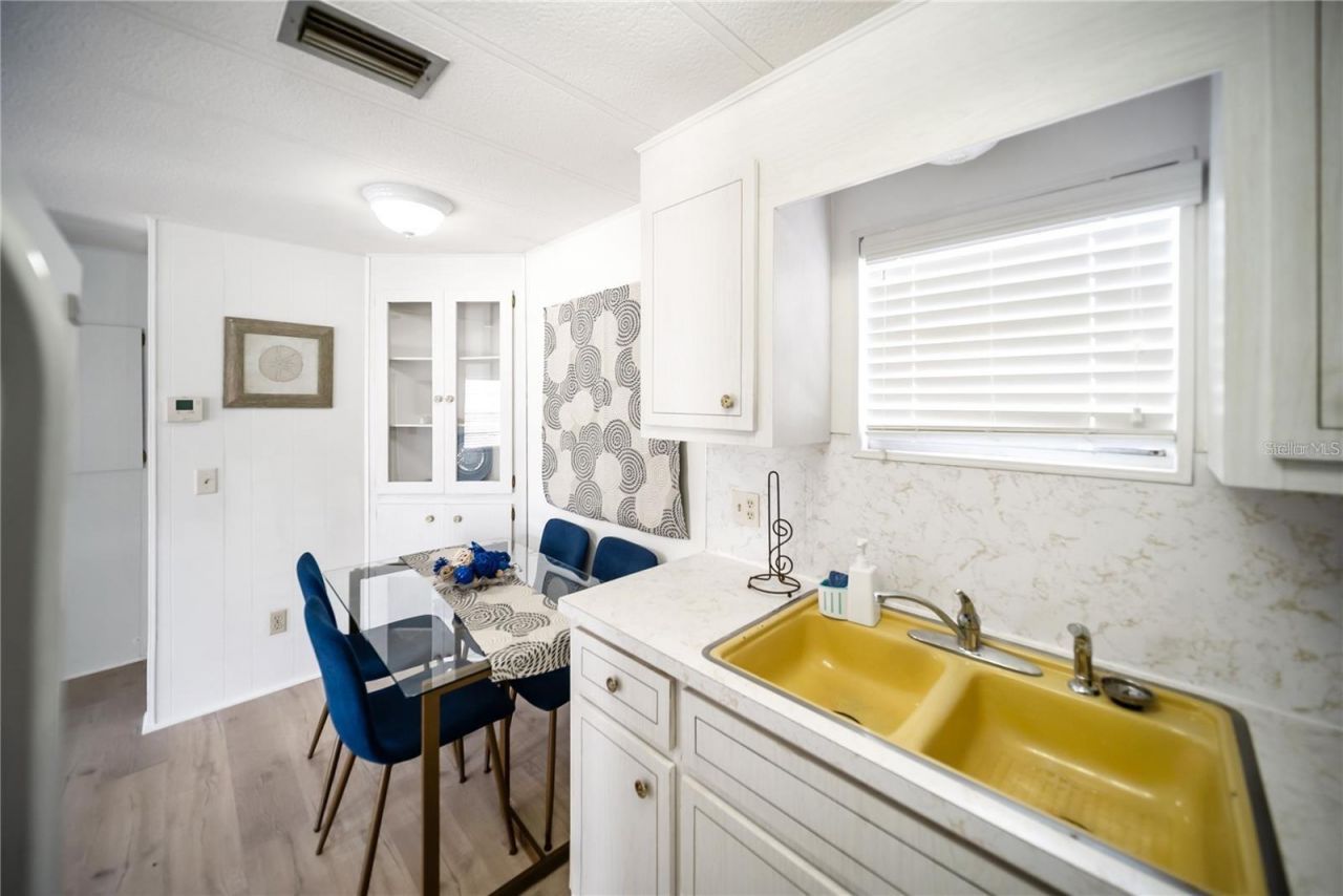 10315 Cortez Road, Unit 60-4, Bradenton, FL 34210 Photo