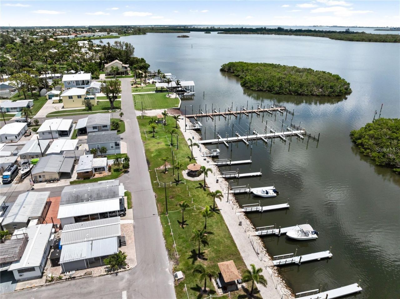 10315 Cortez Road, Unit 60-4, Bradenton, FL 34210 Photo