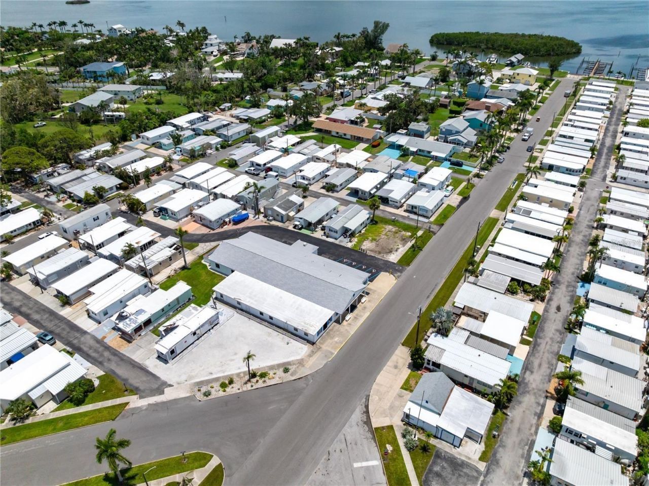 10315 Cortez Road, Unit 60-4, Bradenton, FL 34210 Photo