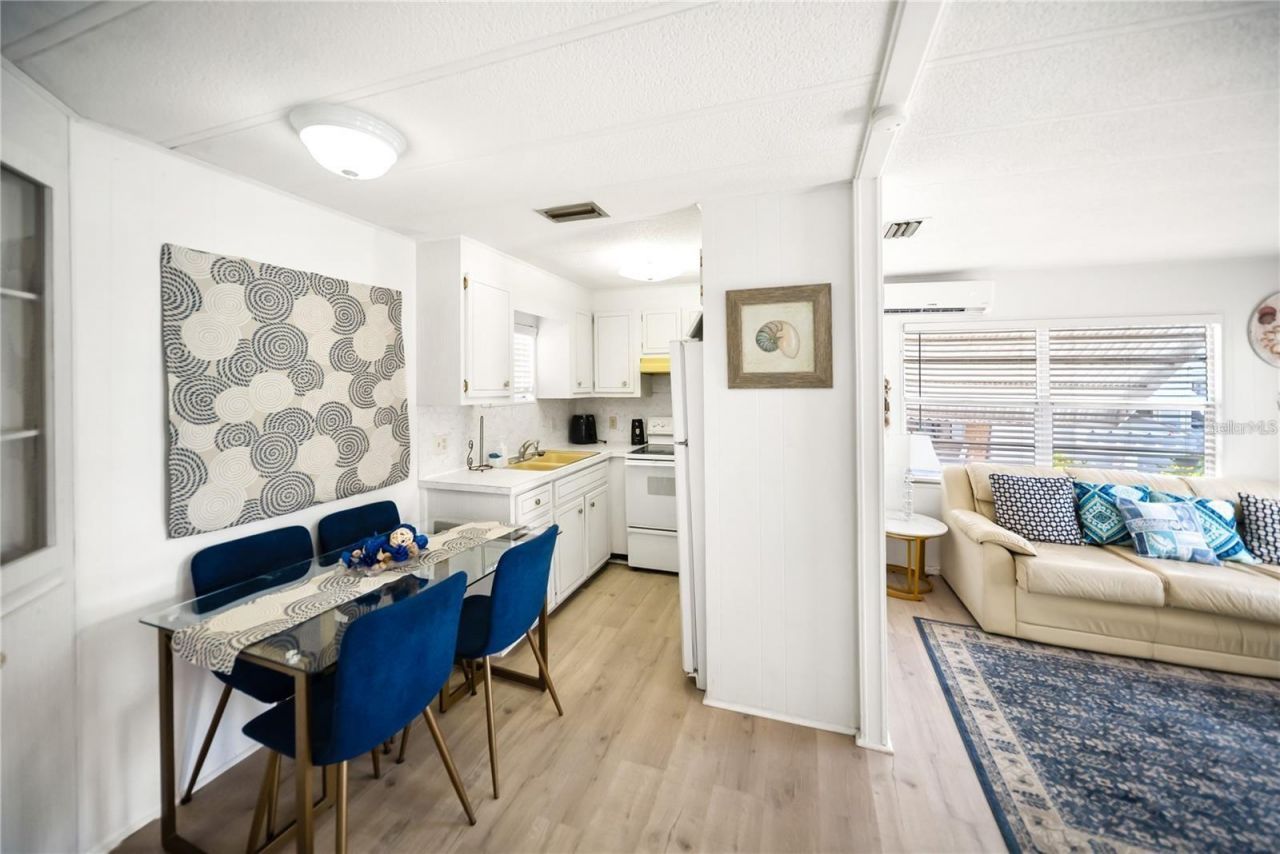 10315 Cortez Road, Unit 60-4, Bradenton, FL 34210 Photo