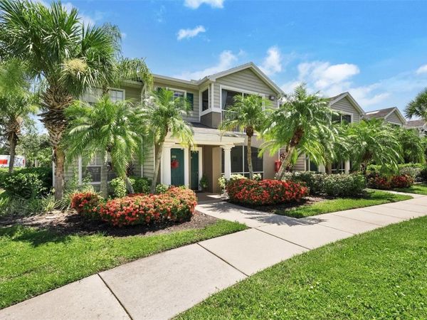 8932 MANOR LOOP, Unit 105, LAKEWOOD RANCH, FL 34202