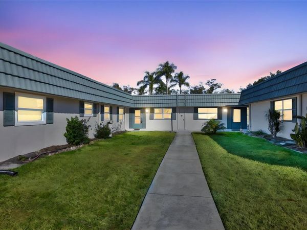 1811 BEDFORD LANE, Unit 148, SUN CITY CENTER, FL 33573