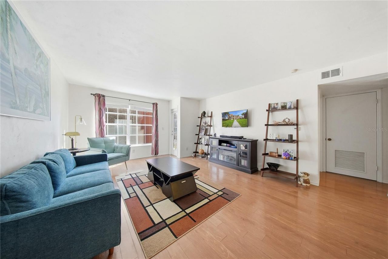 10200 N Gandy Boulevard, Unit 714, Saint Petersburg, FL 33702 Photo