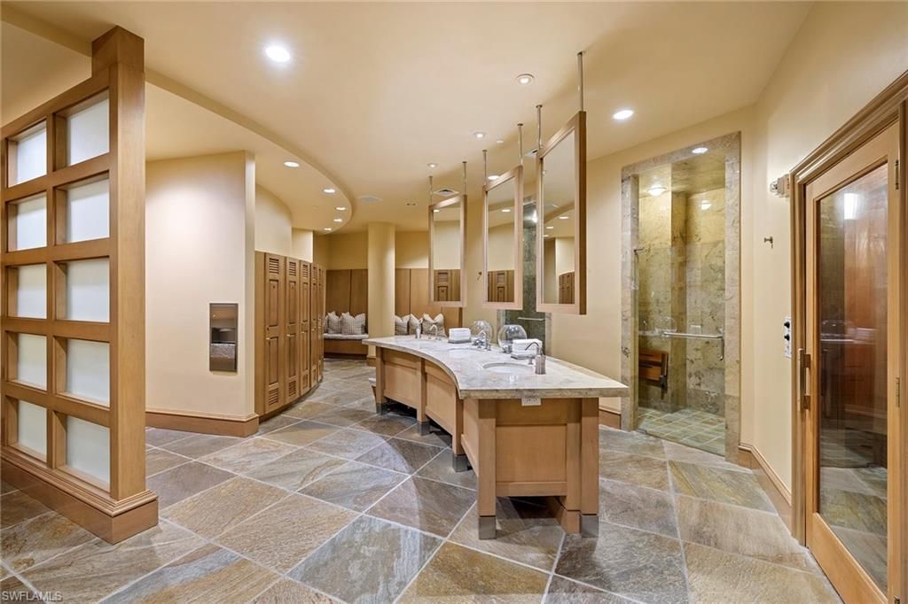 4501 Gulf Shore Blvd N, Unit 405, Naples, FL 34103 Photo