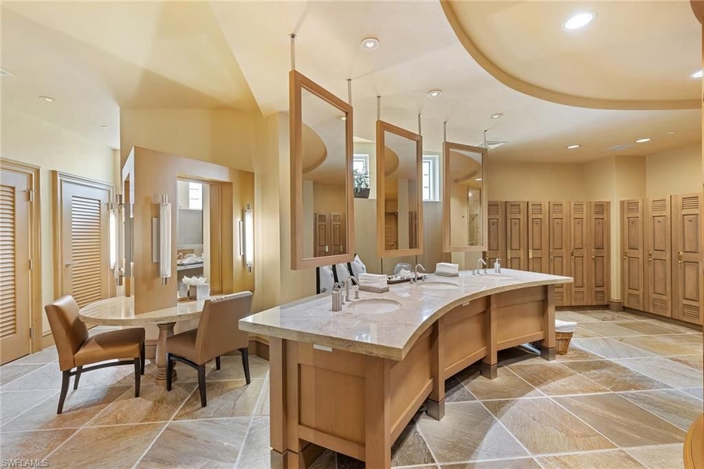 4501 Gulf Shore Blvd N, Unit 405, Naples, FL 34103 Photo