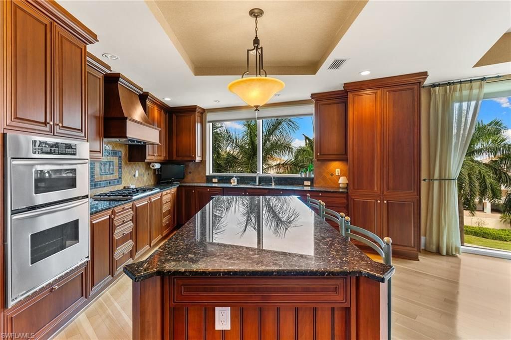 4501 Gulf Shore Blvd N, Unit 405, Naples, FL 34103 Photo
