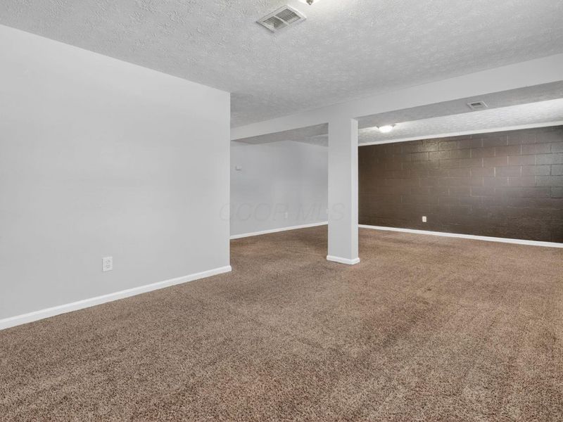 1805 E 26th Avenue, Columbus, OH 43219 Photo 22