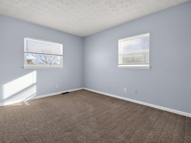 1805 E 26th Avenue, Columbus, OH 43219 Photo 4