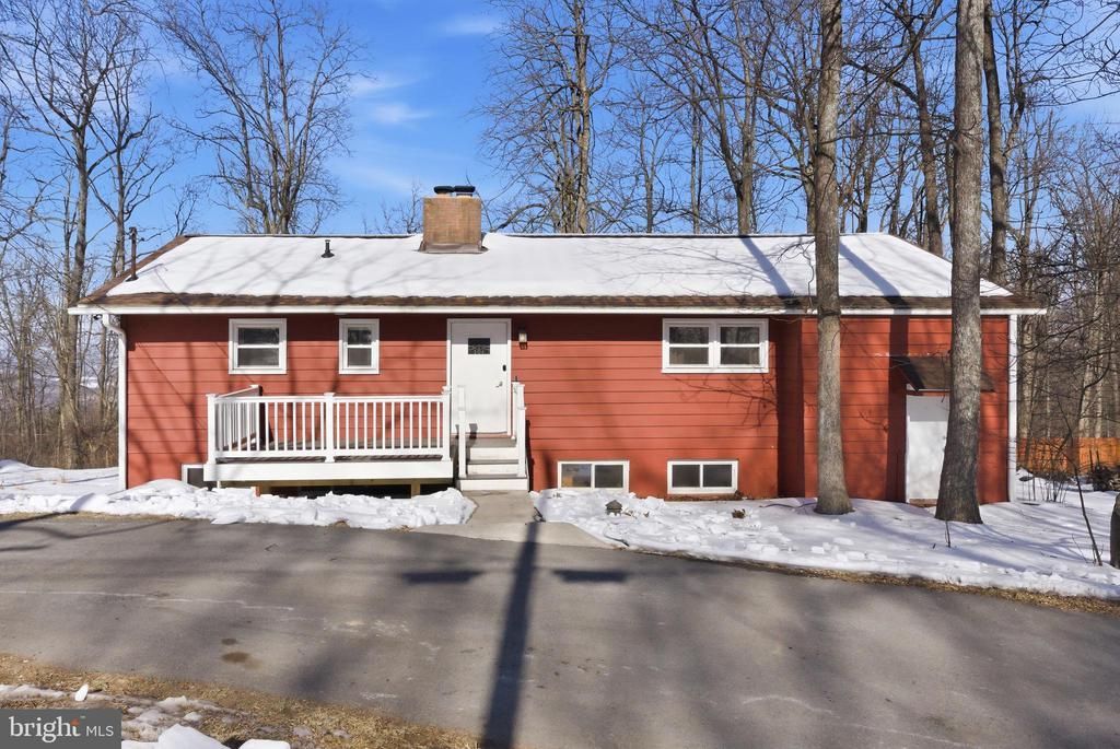 689 Ulysses Way, Linden, VA 22642 Main Photo