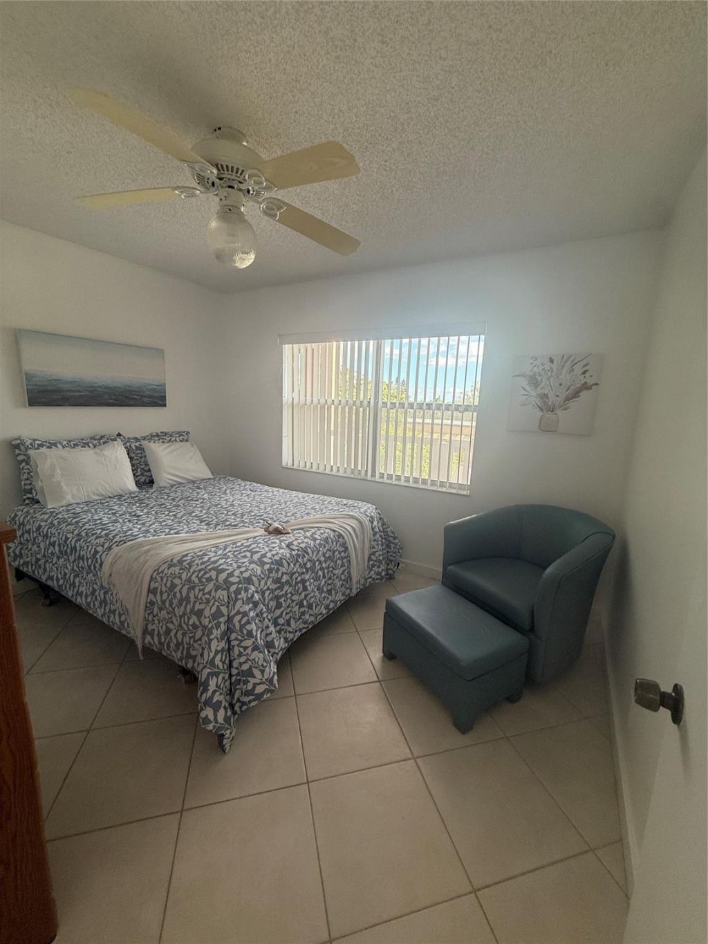 9400 Sunrise Lakes Boulevard, Unit 304, Sunrise, FL 33322 Photo