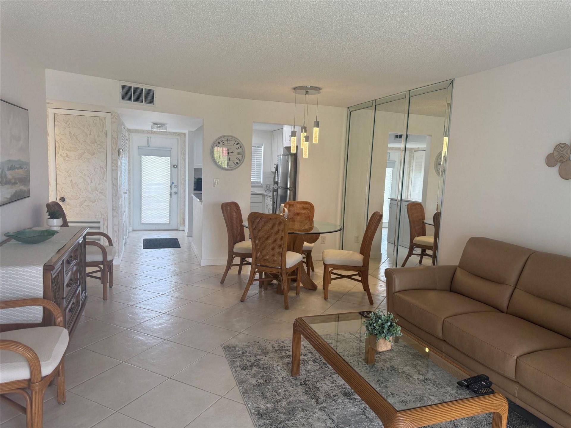 9400 Sunrise Lakes Boulevard, Unit 304, Sunrise, FL 33322 Photo
