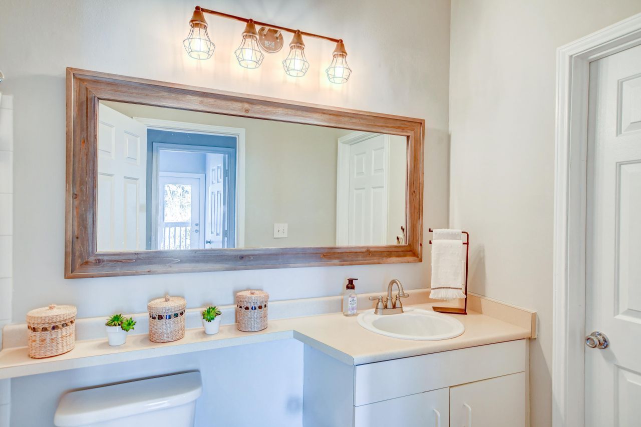 2223 Chatalain Way Photo 17