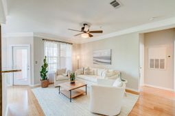 2223 Chatalain Way photo 4