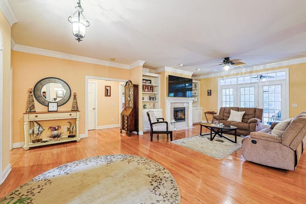 4416 Parkland Dr. Photo 3